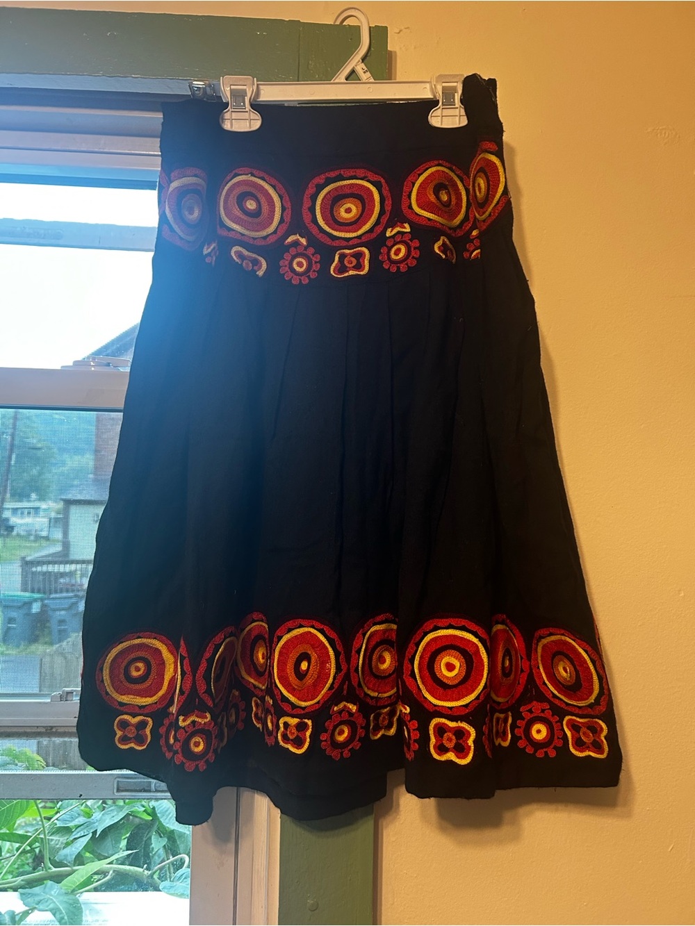 Anthropologie Black Midi Skirt with Red & Gold Embroidered Circles 100% Wool - Picture 2 of 3